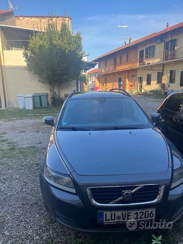 Usata Volvo V50 101 CV (74 kW) 2008 Grigio Station wagon