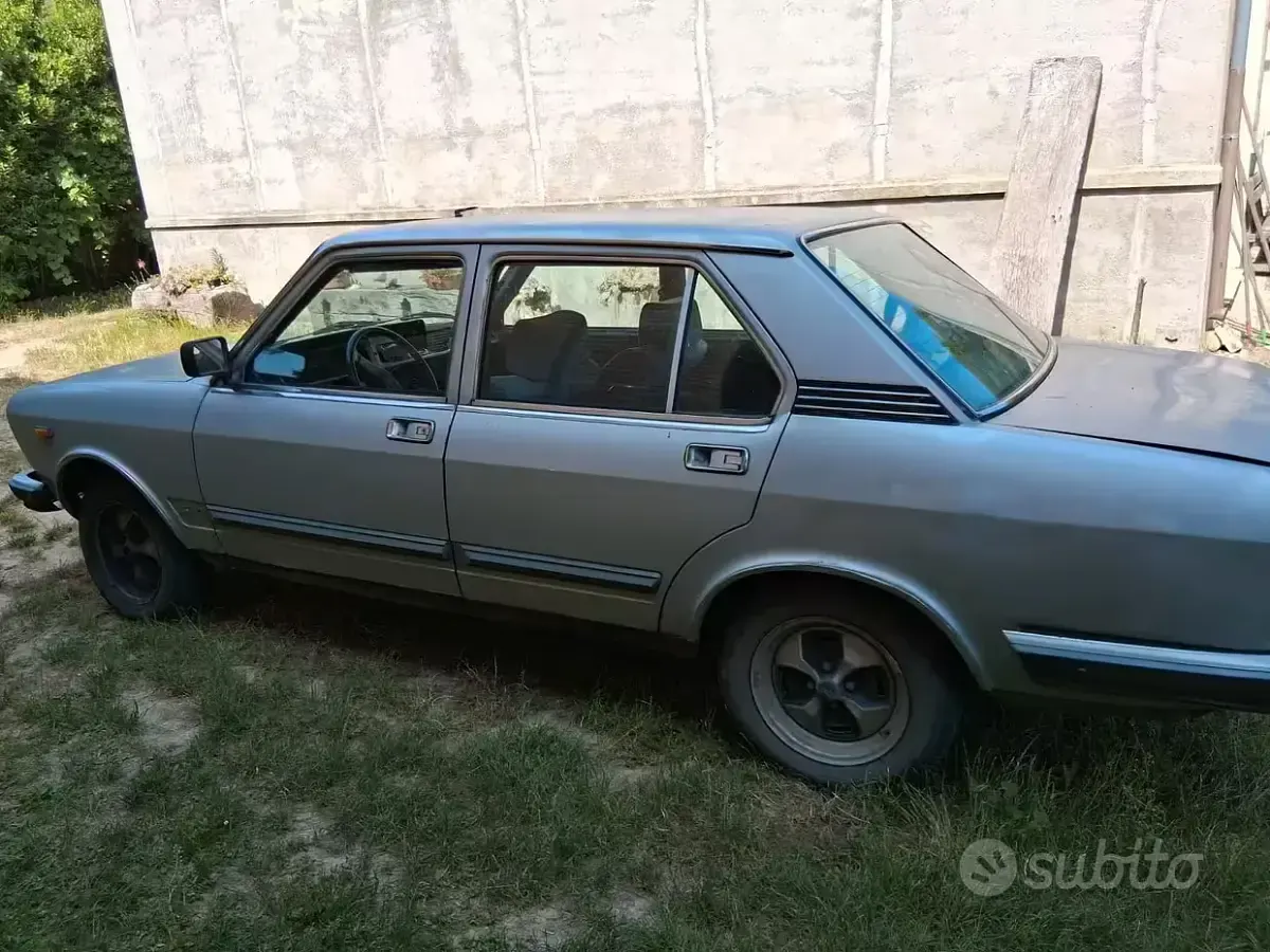 Usata Fiat 132 112 CV (82 kW) 1982 Grigio Berlina