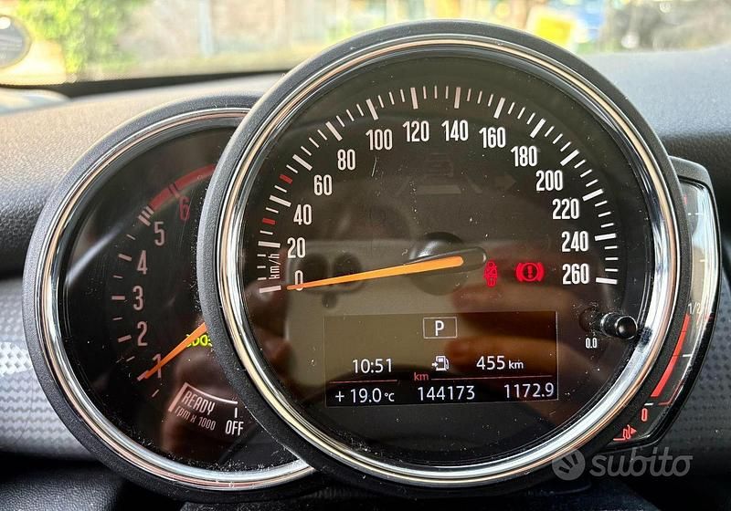 Usata Mini Cooper D 116 CV (85 kW) 2019 Bianco Utilitaria