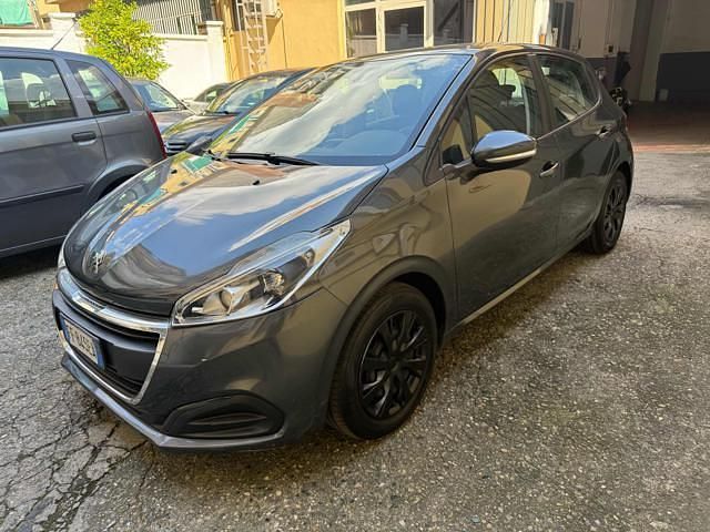 Usata Peugeot 208 Active 68 CV (50 kW) 2016 Grigio metallizzato Utilitaria