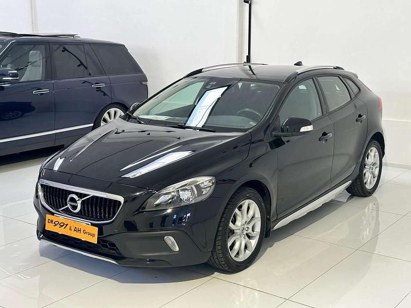 Usata Volvo V40 CC Business Edition 120 CV (88 kW) 2017 Nero Station wagon