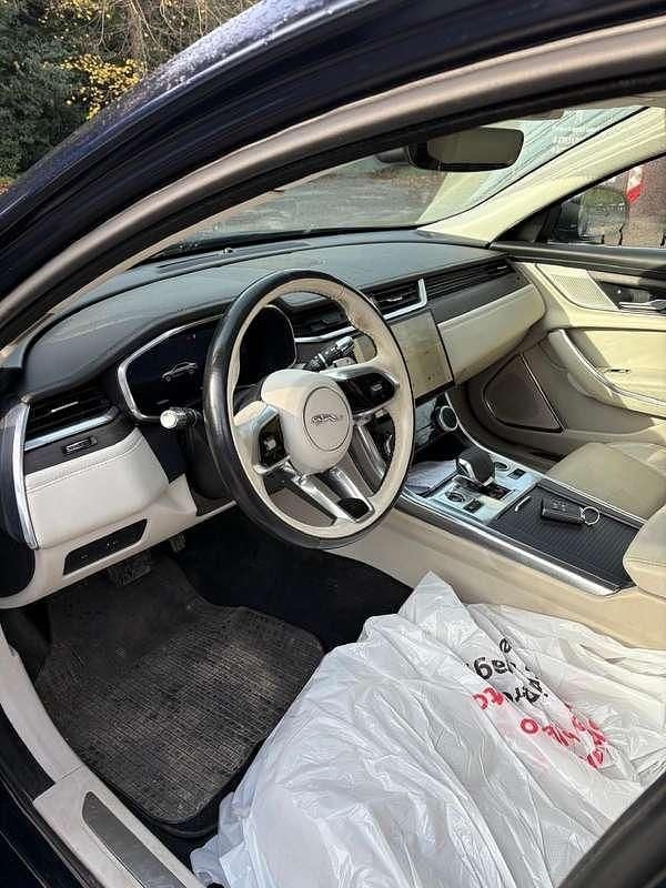 Usata Jaguar XF R-Dynamic 204 CV (150 kW) 2021 Blu/azzurro Berlina