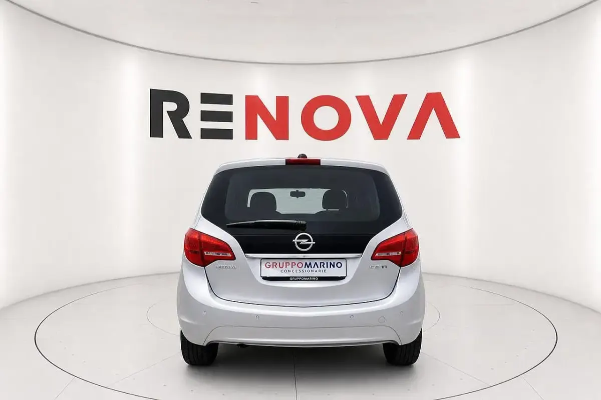 Usata Opel Meriva Cosmo 95 CV (69 kW) 2017 Grigio Monovolume
