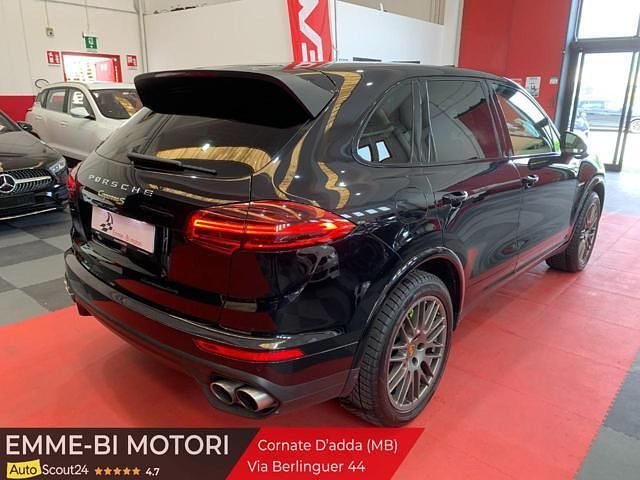 Usata Porsche Cayenne 333 CV (244 kW) 2017 Nero SUV