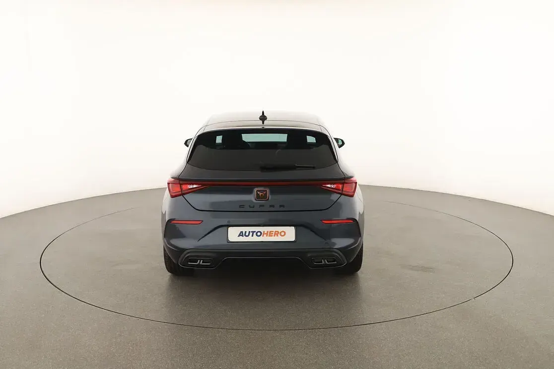 Usata Cupra Leon 150 CV (110 kW) 2024 Blu Berlina