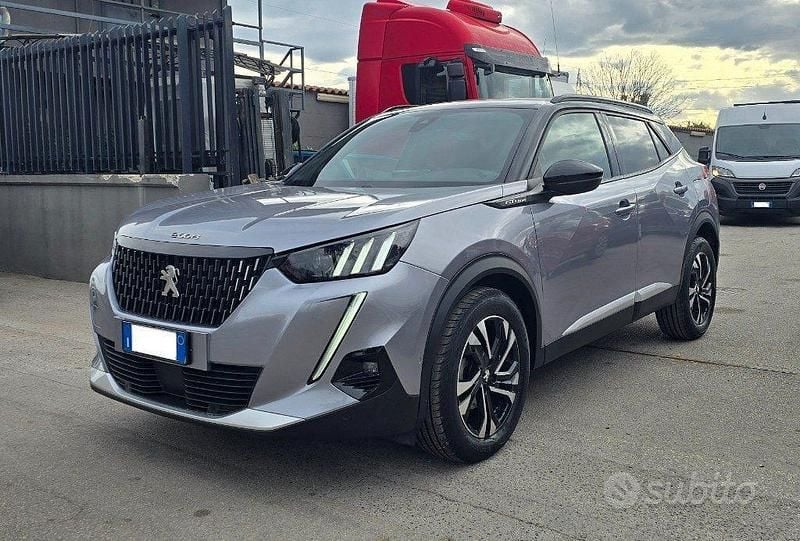 Usata Peugeot 2008 S 131 CV (96 kW) 2020 Grigio SUV