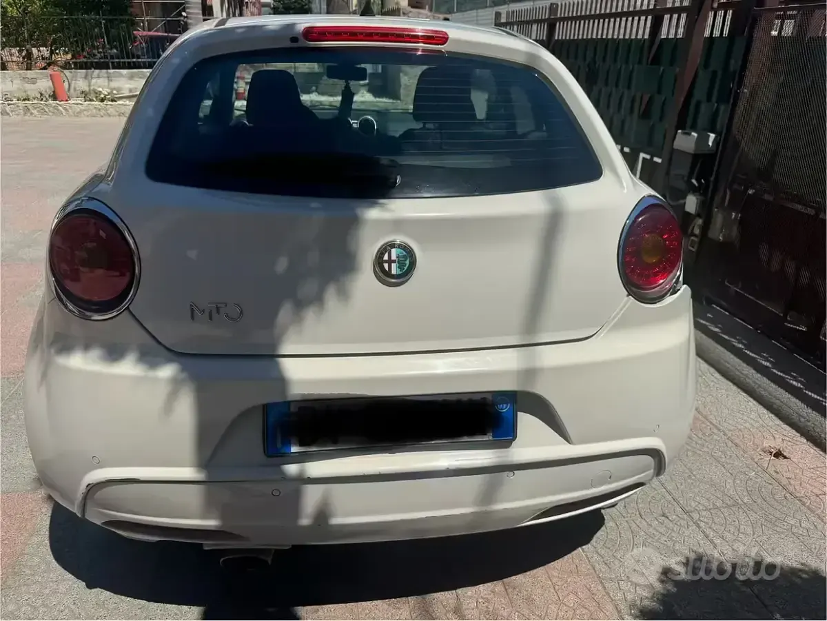 Usata Alfa Romeo MiTo 79 CV (58 kW) 2009 Bianco Utilitaria