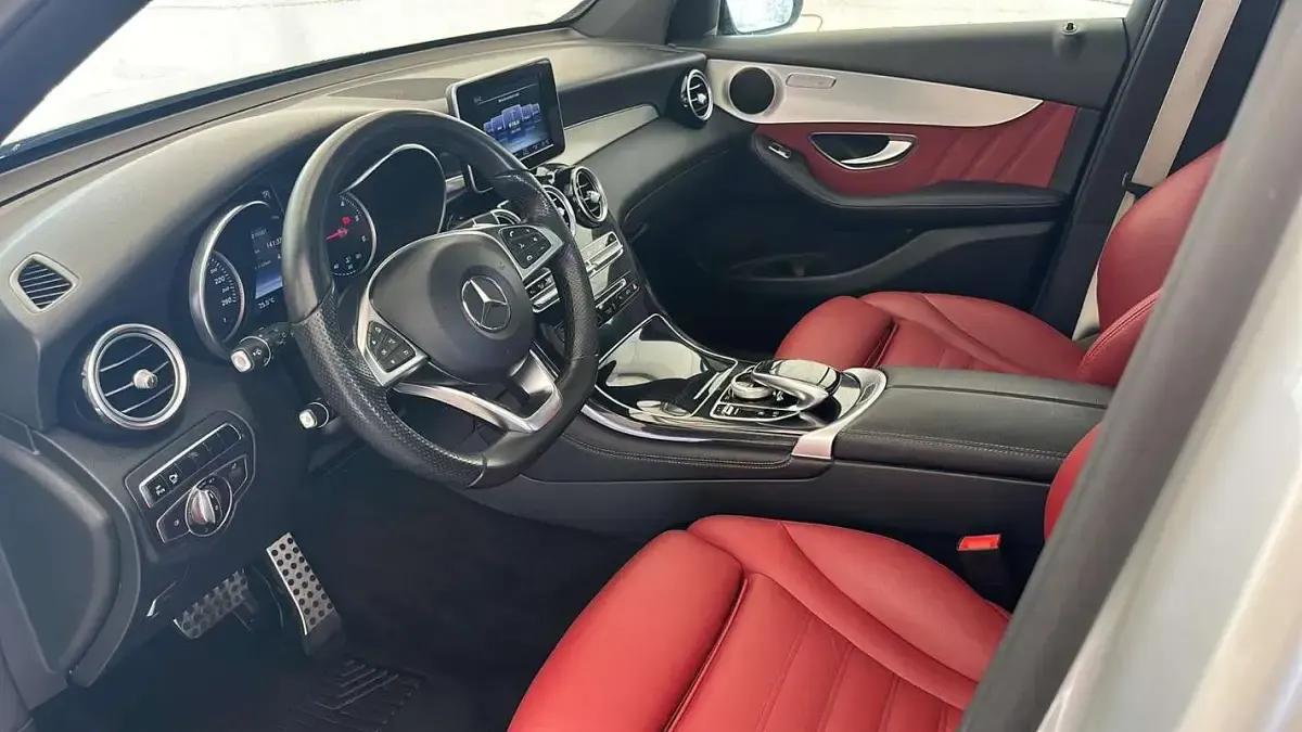 Usata Mercedes GLC250 Premium 204 CV (150 kW) 2016 Argento SUV
