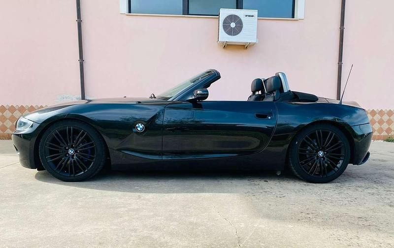 Begagnad BMW Z4 M Sport 231 HK (169 kW) 2003 Svart Cab