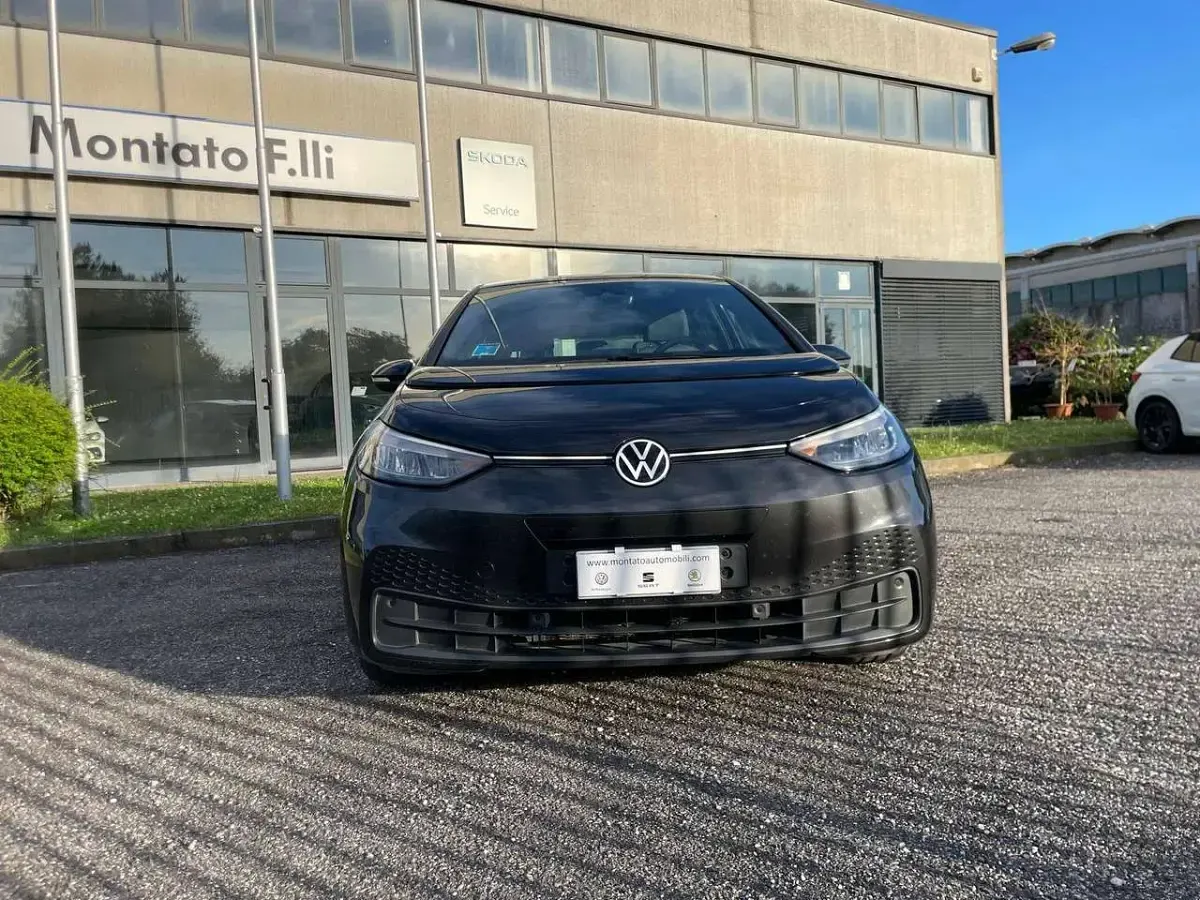 Usata VW ID.3 Pro Performance 69 kW (95 CV) 2023 Grigio Utilitaria