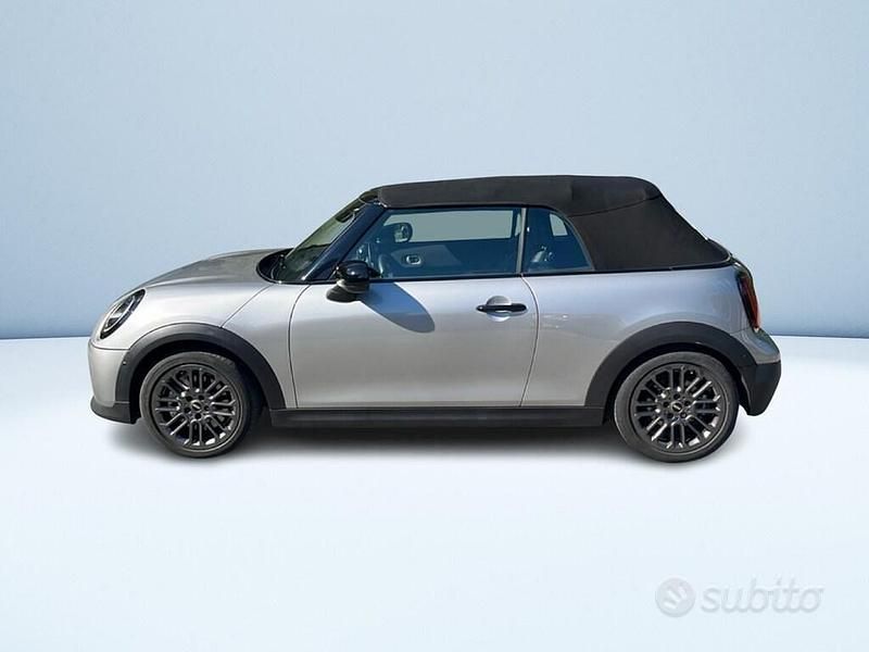 Usata Mini Cooper Cabriolet Classic 163 CV (119 kW) 2025 Argento Cabrio