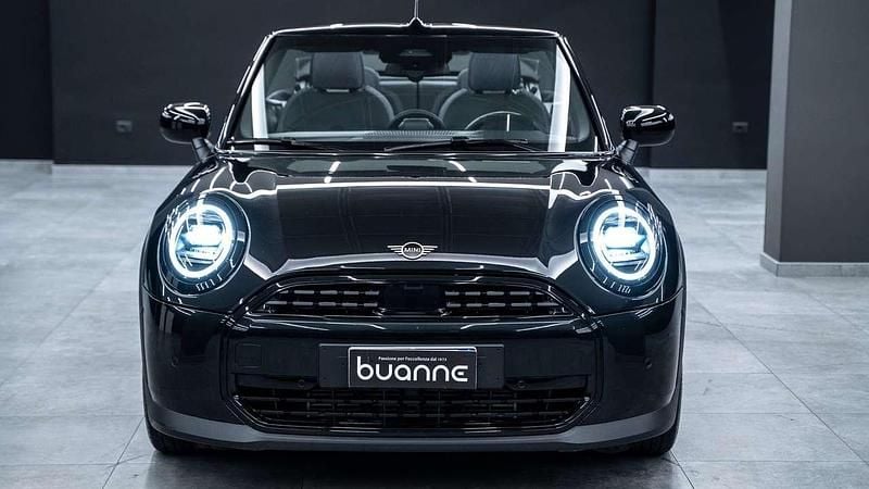 Usata Mini Cooper Cabriolet Classic 163 CV (119 kW) 2025 Nero metallizzato Cabrio
