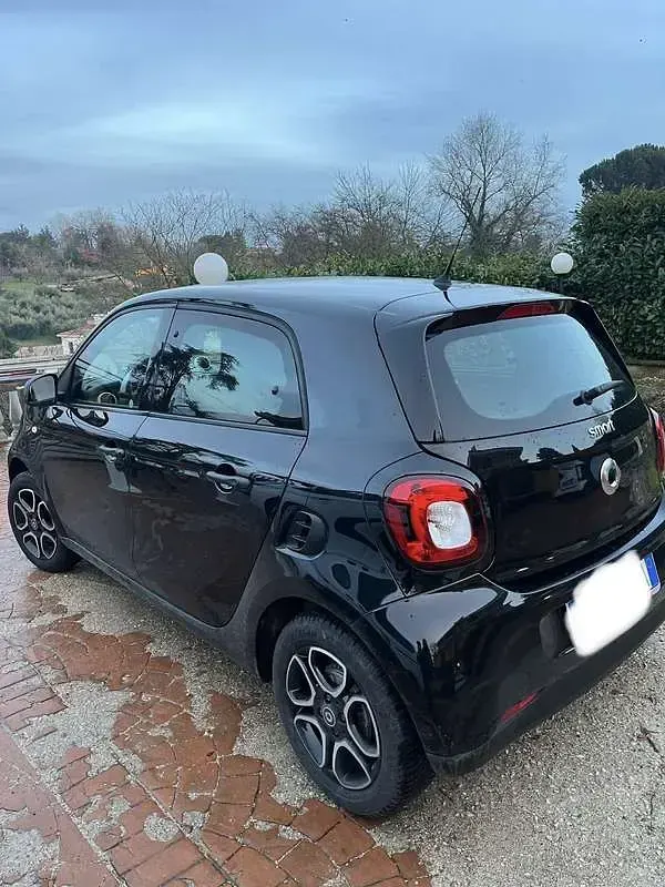 Usata Smart ForFour Passion 71 CV (52 kW) 2017 Utilitaria