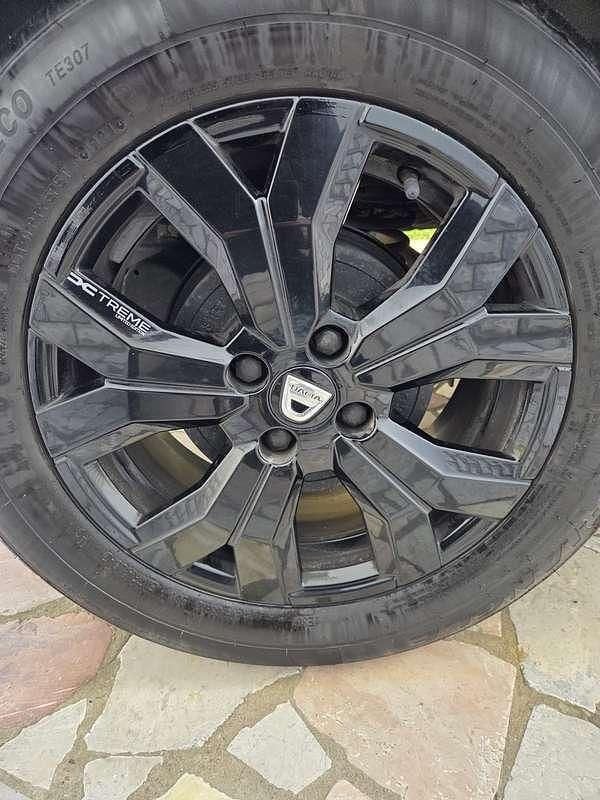 Usata Dacia Jogger Extreme 101 CV (74 kW) 2022 Argento Monovolume