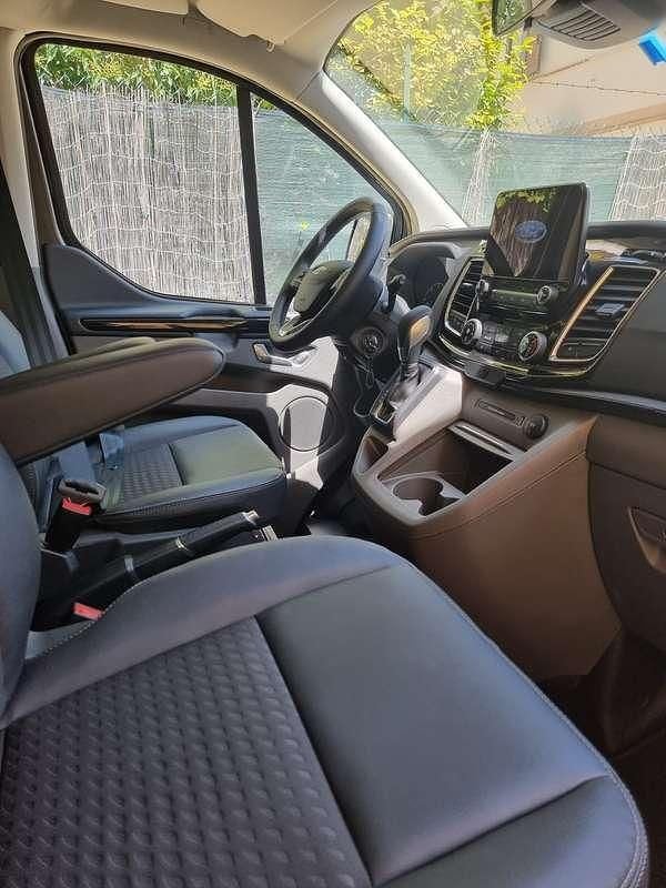 Usata Ford Tourneo Custom Active 170 CV (125 kW) 2023 Grigio Furgone