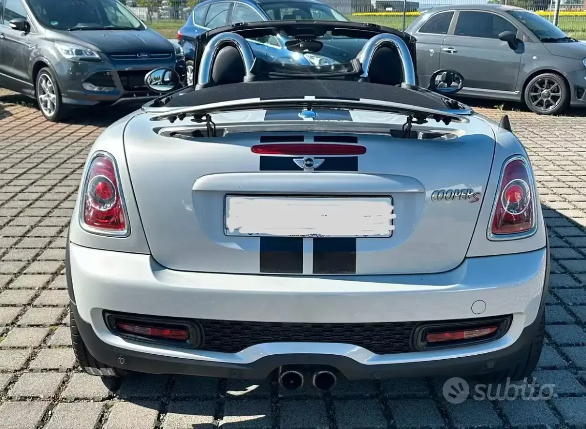 Usata Mini Cooper S Roadster 184 CV (135 kW) 2012 Grigio Cabrio