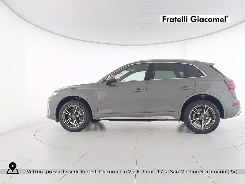 Usata Audi Q5 S-Line 204 CV (150 kW) 2024 Grigio chronos metallizzato SUV