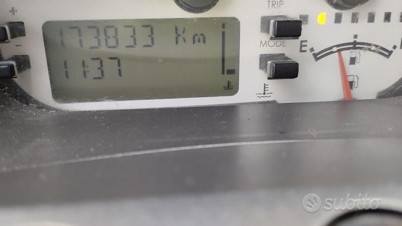 Grigio Usata 2007 Fiat Multipla Monovolume | 3500 € (Cara) - Immagine 1/4