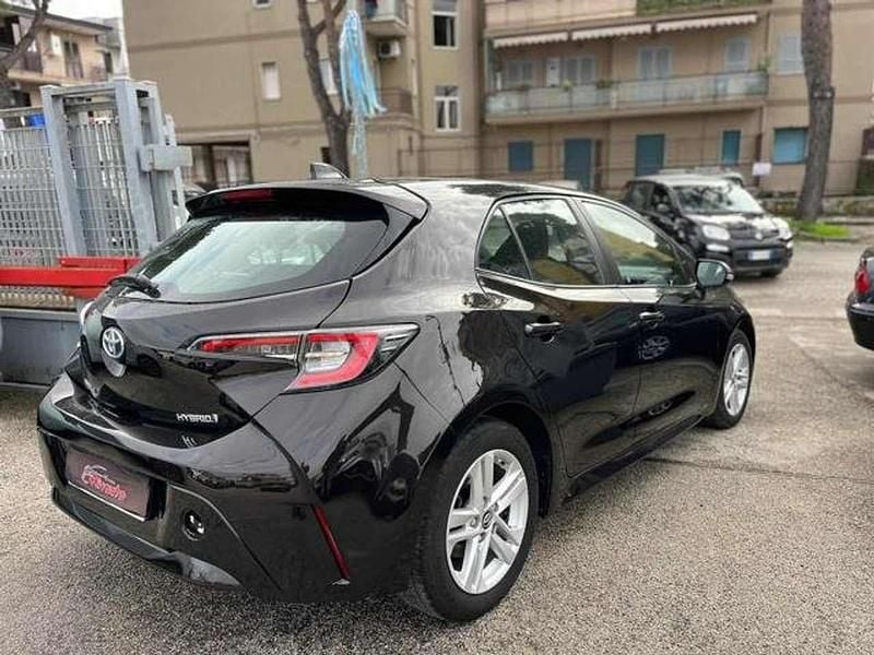 Usata Toyota Corolla Active 98 CV (72 kW) 2020 Nero Berlina