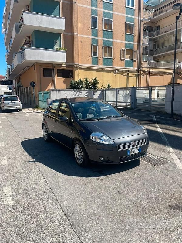 Usata Fiat Grande Punto 2009 Nero Utilitaria