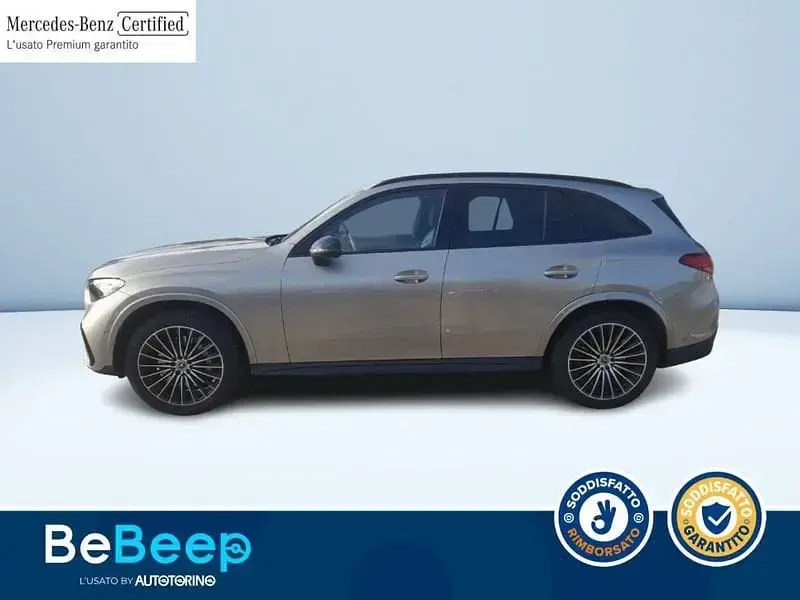 Usata Mercedes GLC220 Advanced 197 CV (144 kW) 2024 Bronzo metallizzato SUV