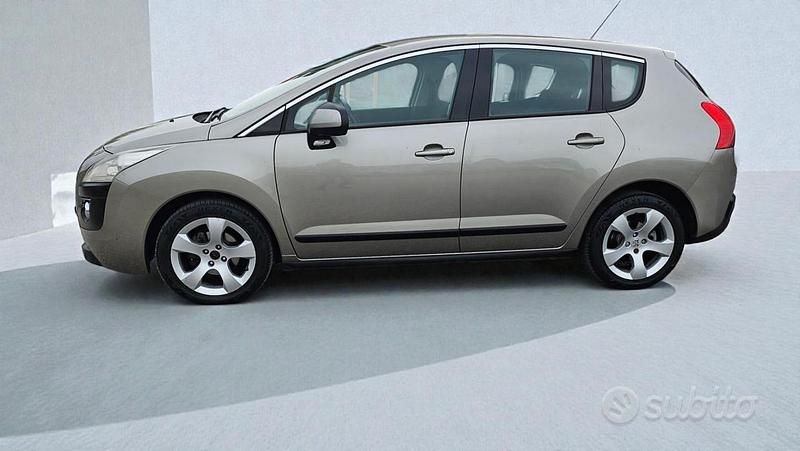 Usata Peugeot 3008 110 CV (80 kW) 2010 Beige metallizzato Station wagon