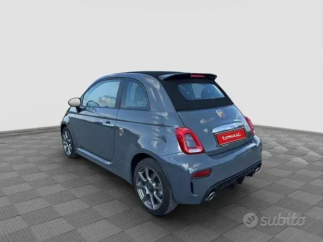 Usata Abarth 595C 145 CV (106 kW) 2021 Grigio Cabrio