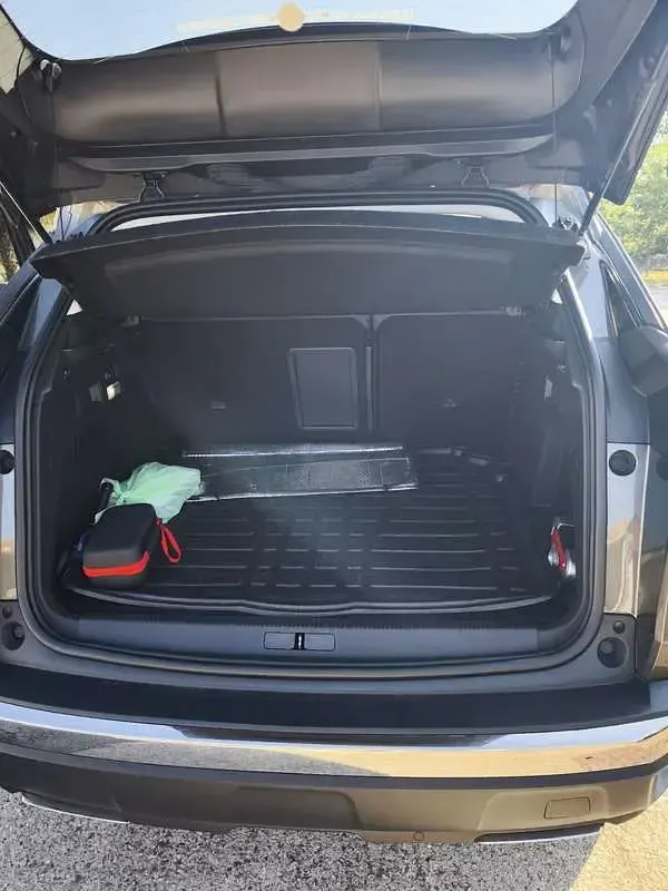 Usata Peugeot 3008 Allure 120 CV (88 kW) 2017 Grigio SUV