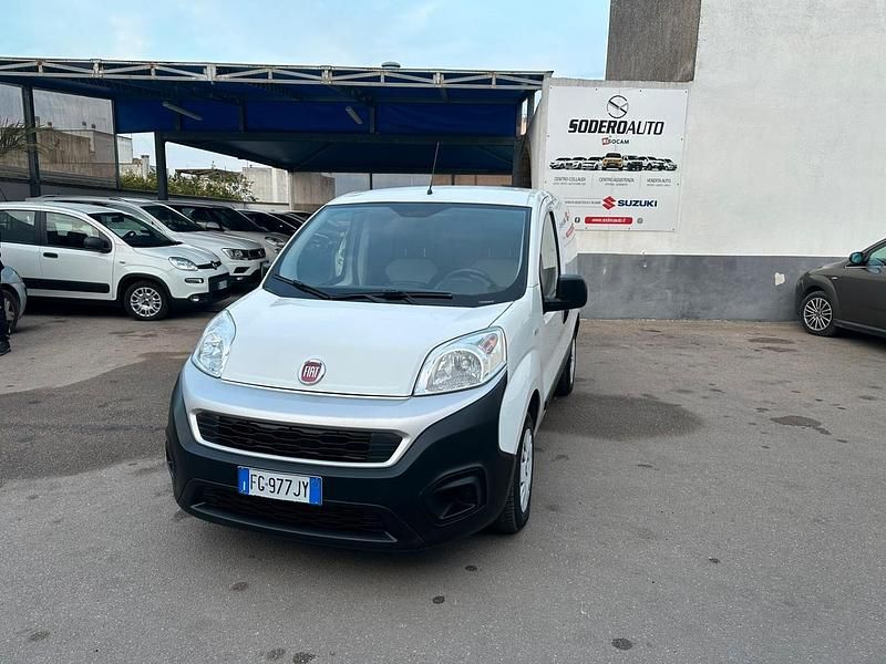 Usata Fiat Fiorino 80 CV (58 kW) 2016 Bianco Monovolume