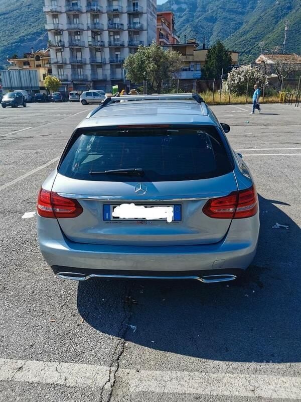 Usata Mercedes C220 Business 170 CV (125 kW) 2015 Blu/azzurro Station wagon
