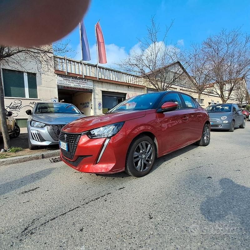 Usata Peugeot 208 100 CV (73 kW) 2021 Rosso Utilitaria