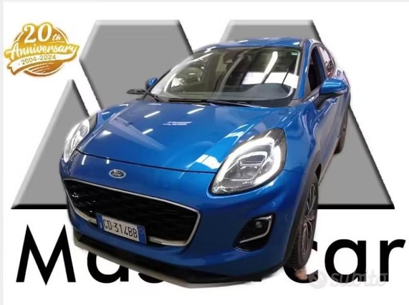 Usata Ford Puma Titanium 125 CV (91 kW) 2020 Blu/azzurro SUV