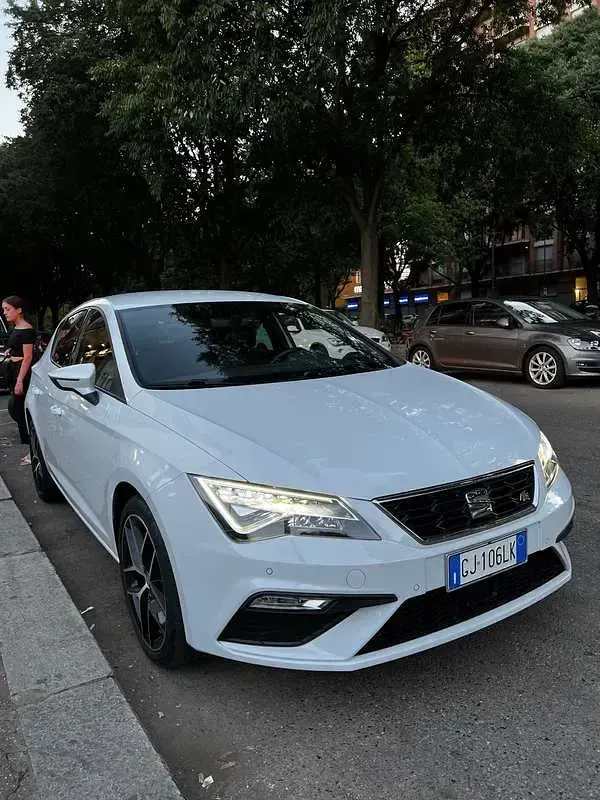 Usata Seat Leon FR 131 CV (96 kW) 2020 Bianco Berlina