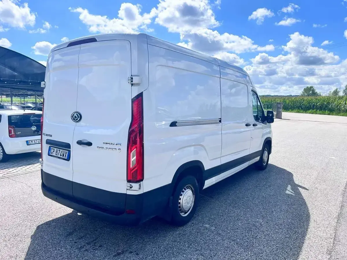 Usata Maxus V90 150 CV (110 kW) 2023 Bianco Furgone