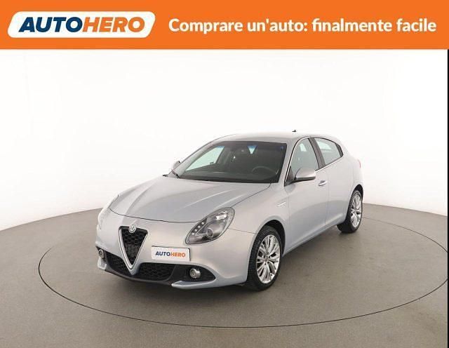 Usata Alfa Romeo Giulietta Super 120 CV (88 kW) 2017 Argento Utilitaria
