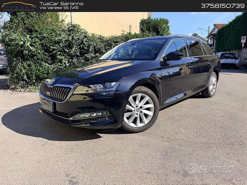 Usata Skoda Superb Style 150 CV (110 kW) 2022 Nero Station wagon