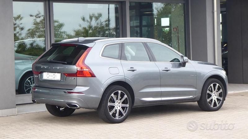 Usata Volvo XC60 Inscription 197 CV (144 kW) 2019 Grigio SUV
