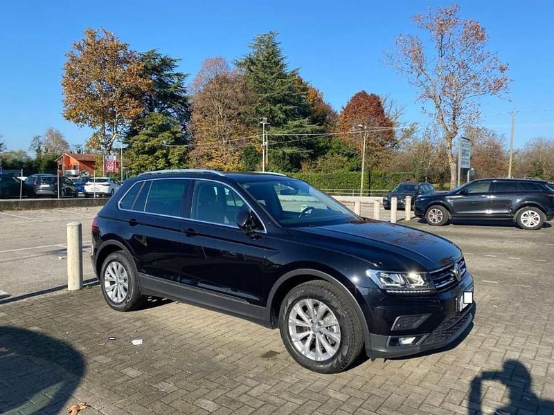 Usata VW Tiguan Elegance 150 CV (110 kW) 2020 Nero SUV