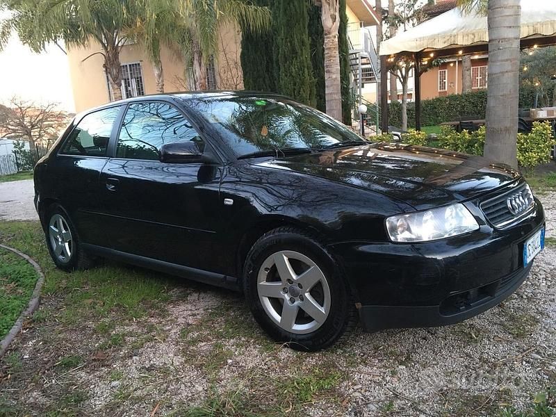 Usata Audi A3 130 CV (95 kW) 2001 Nero Utilitaria