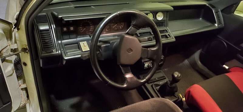 Usata 1990 Renault 21 | 20.000 € - Immagine 1/4