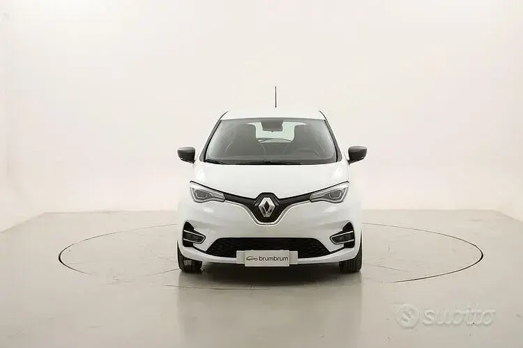 Usata Renault Zoe Zen 50 kW (69 CV) 2022 Bianco Utilitaria