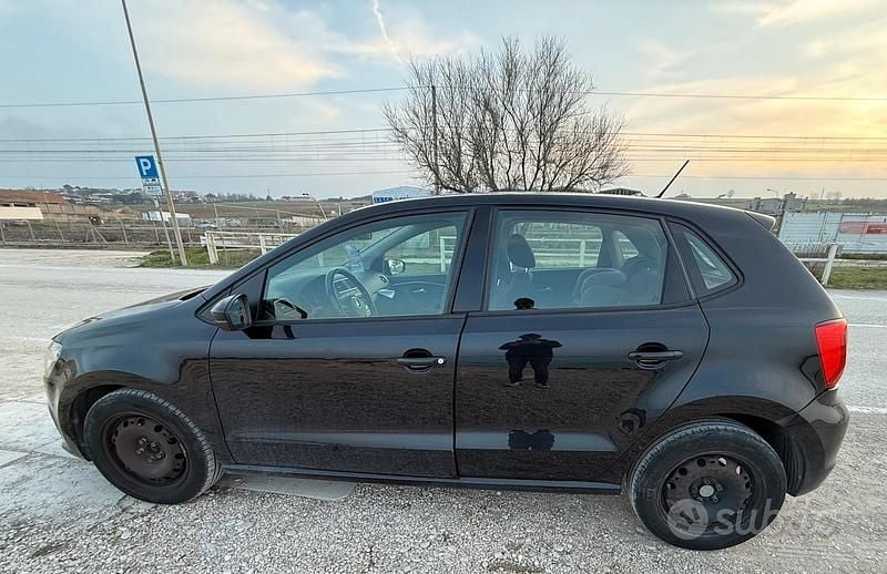 Usata VW Polo 75 CV (55 kW) 2016 Nero Berlina
