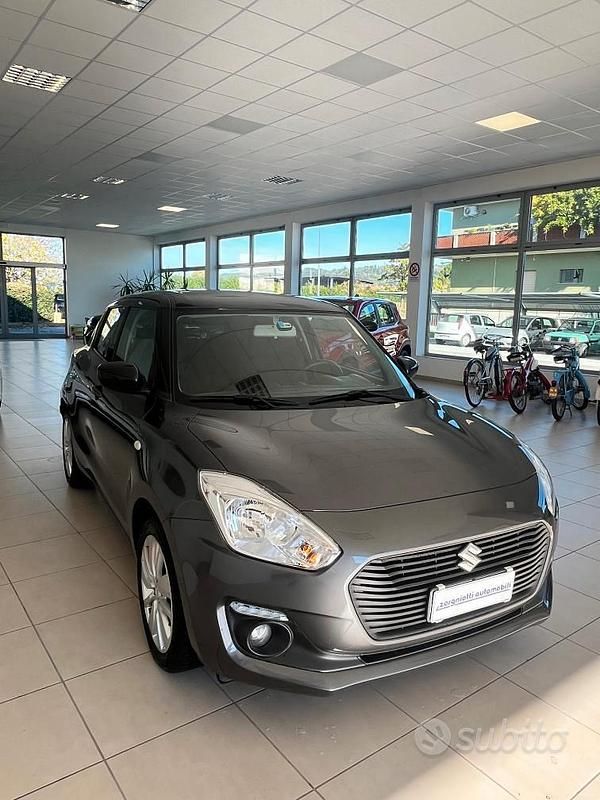 Grigio Usata 2018 Suzuki Swift Cool Tre volumi | 10.999 € (Buon prezzo) - Immagine 1/4