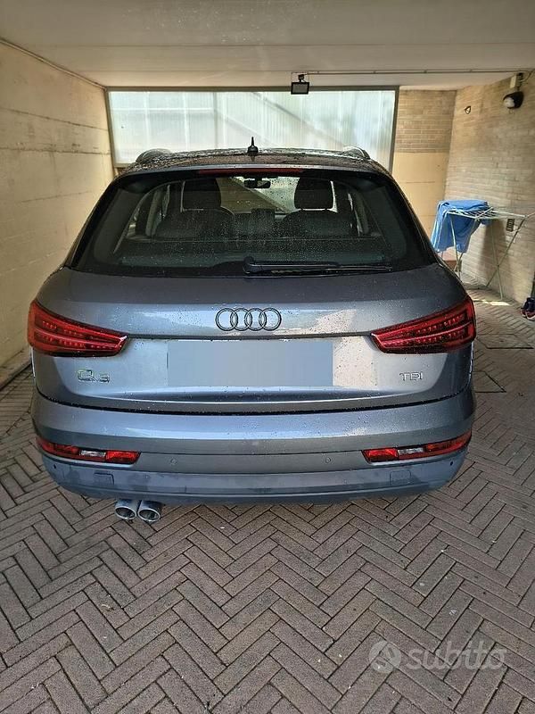 Usata Audi Q3 Business 150 CV (110 kW) 2017 Grigio SUV