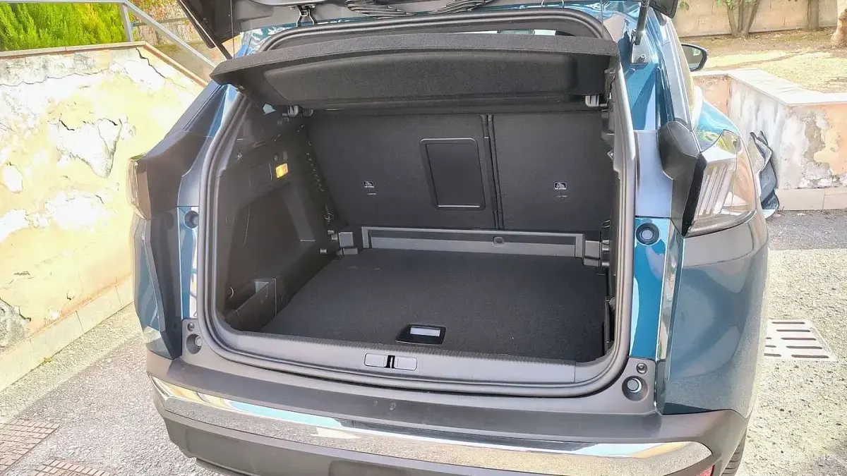 Usata Peugeot 3008 Allure 131 CV (96 kW) 2024 SUV