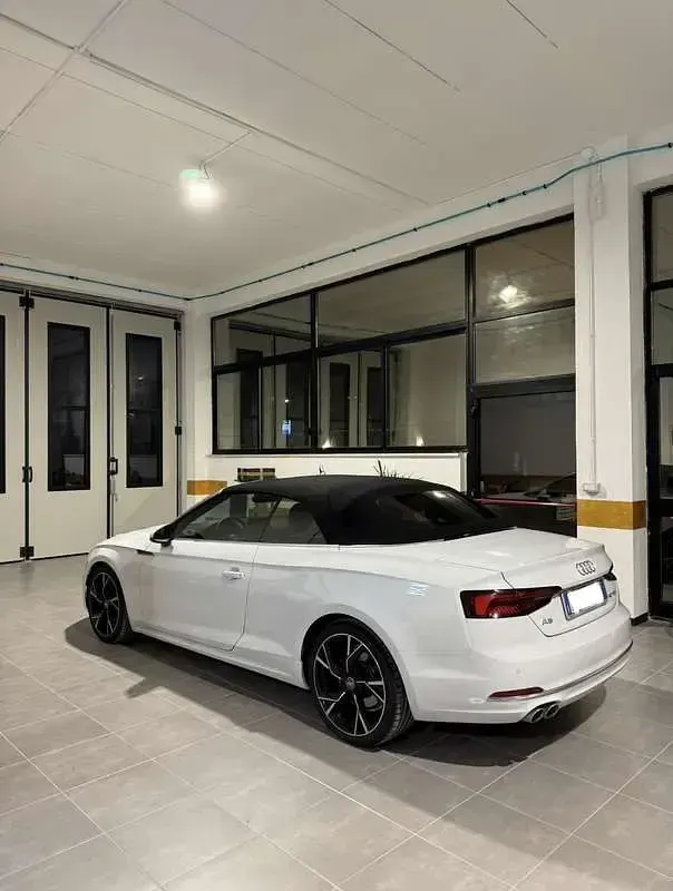 Usata Audi A5 Cabriolet Design 190 CV (139 kW) 2019 Bianco Cabrio
