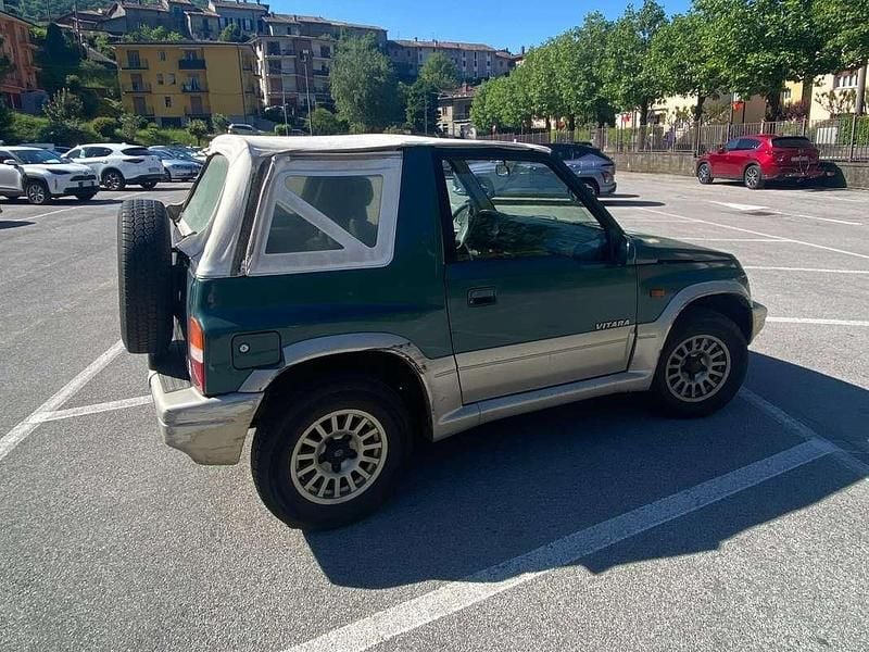 Verde Usata 1998 Suzuki Vitara SUV | 5500 € (Buon prezzo) - Immagine 1/4