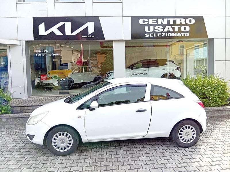 Brugt Opel Corsa 75 HK (55 kW) 2010 Hvid Van
