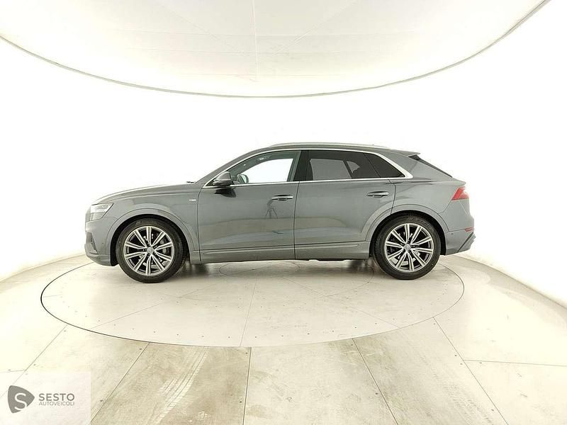 Usata Audi Q8 Sport 286 CV (210 kW) 2020 Grigio SUV