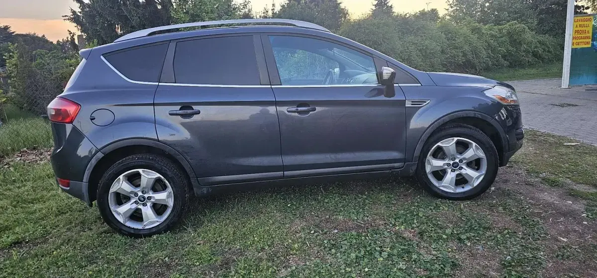 Occasion Ford Kuga 136 ch (100 kW) 2008 Gris SUV
